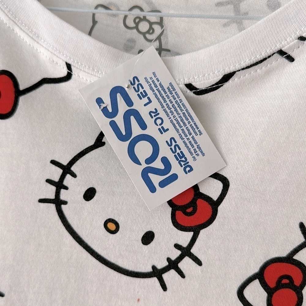 HELLO KITTY White All Over Print Crop Short Sleeve Shirt Size XL NWT - Picture 8 of 10